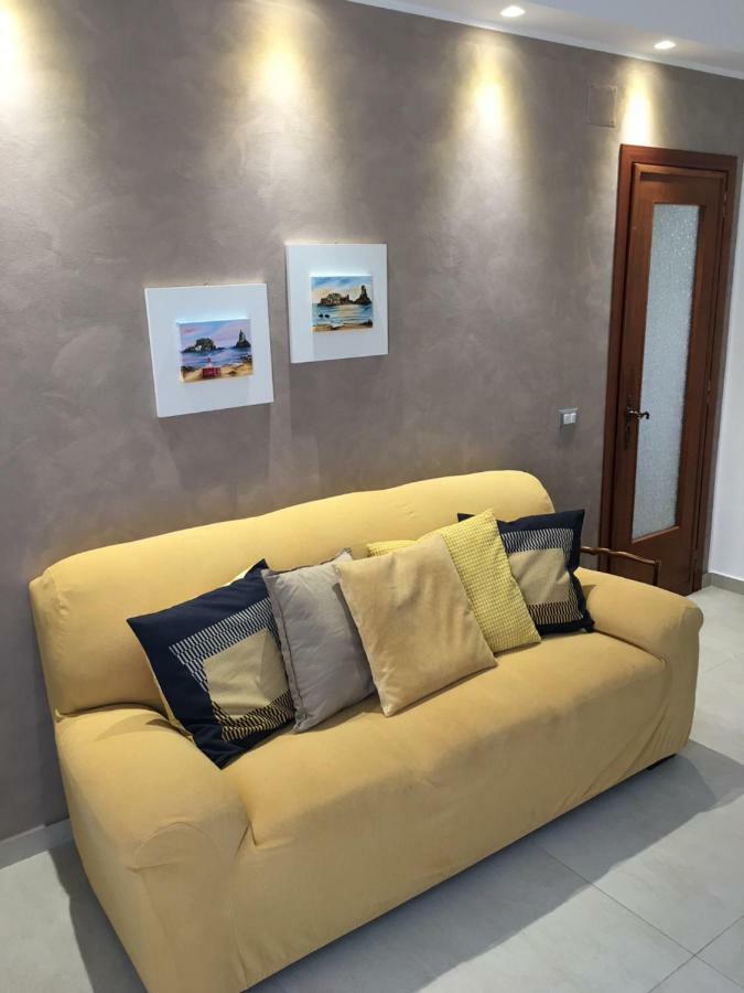 Ferienwohnung La Magnolia Aci Trezza Exterior foto